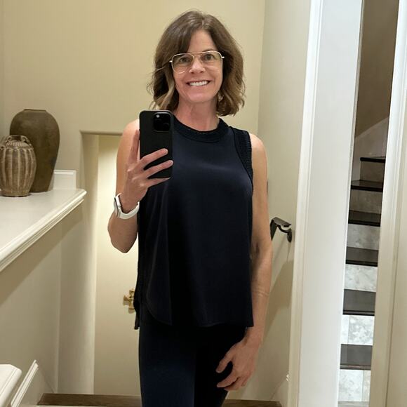 ELIZABETH and JAMES Vivi Crochet Trim Silk Top S - Picture 3 of 10